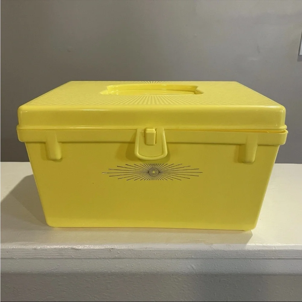 Vintage 1960s Atomic Starburst Yellow Sewing Box MCM Craft Storage Retro Decor